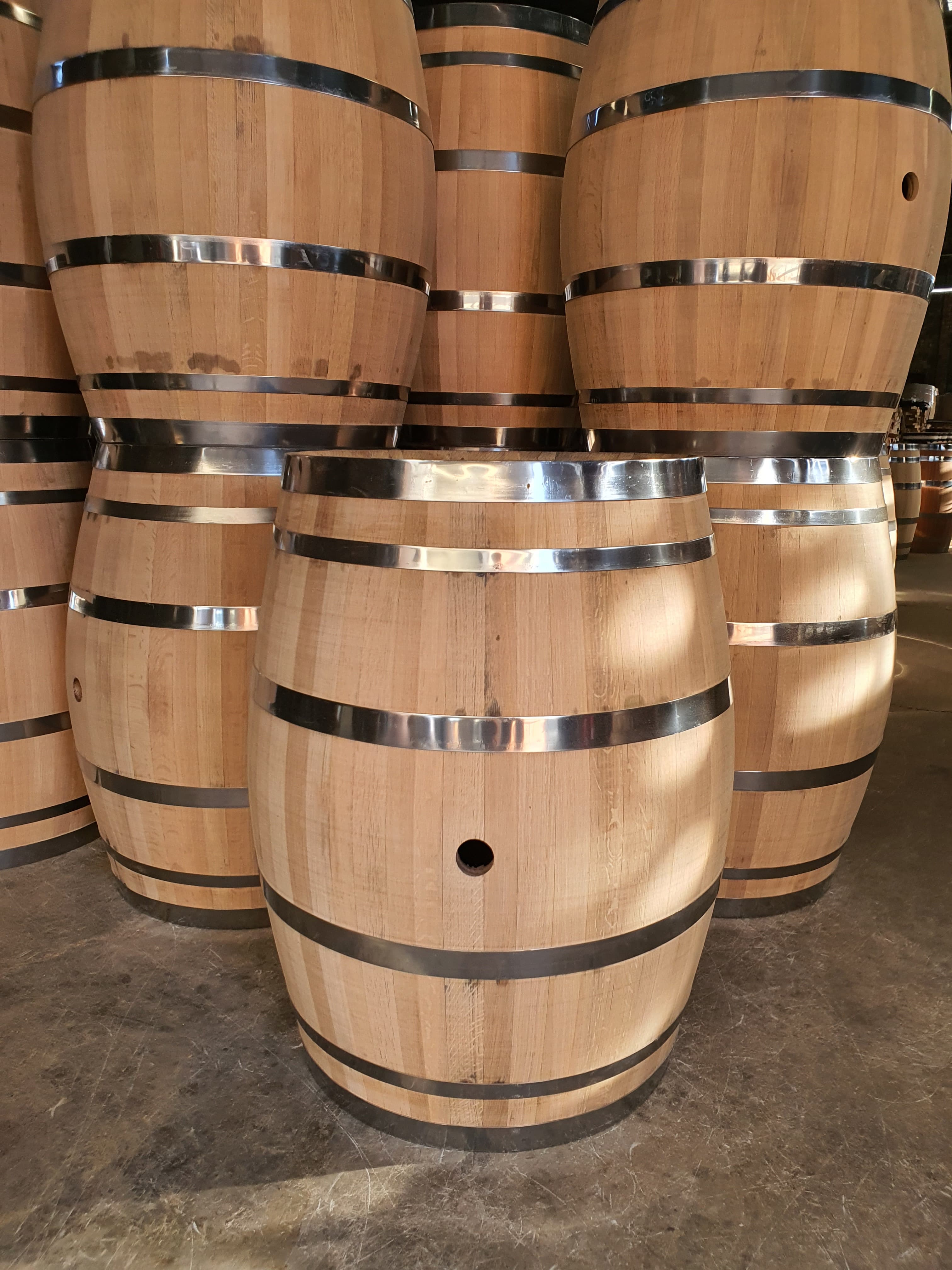 Foto 1 - Barril Tradicional - 300 Litros - Carvalho Americano Reformado